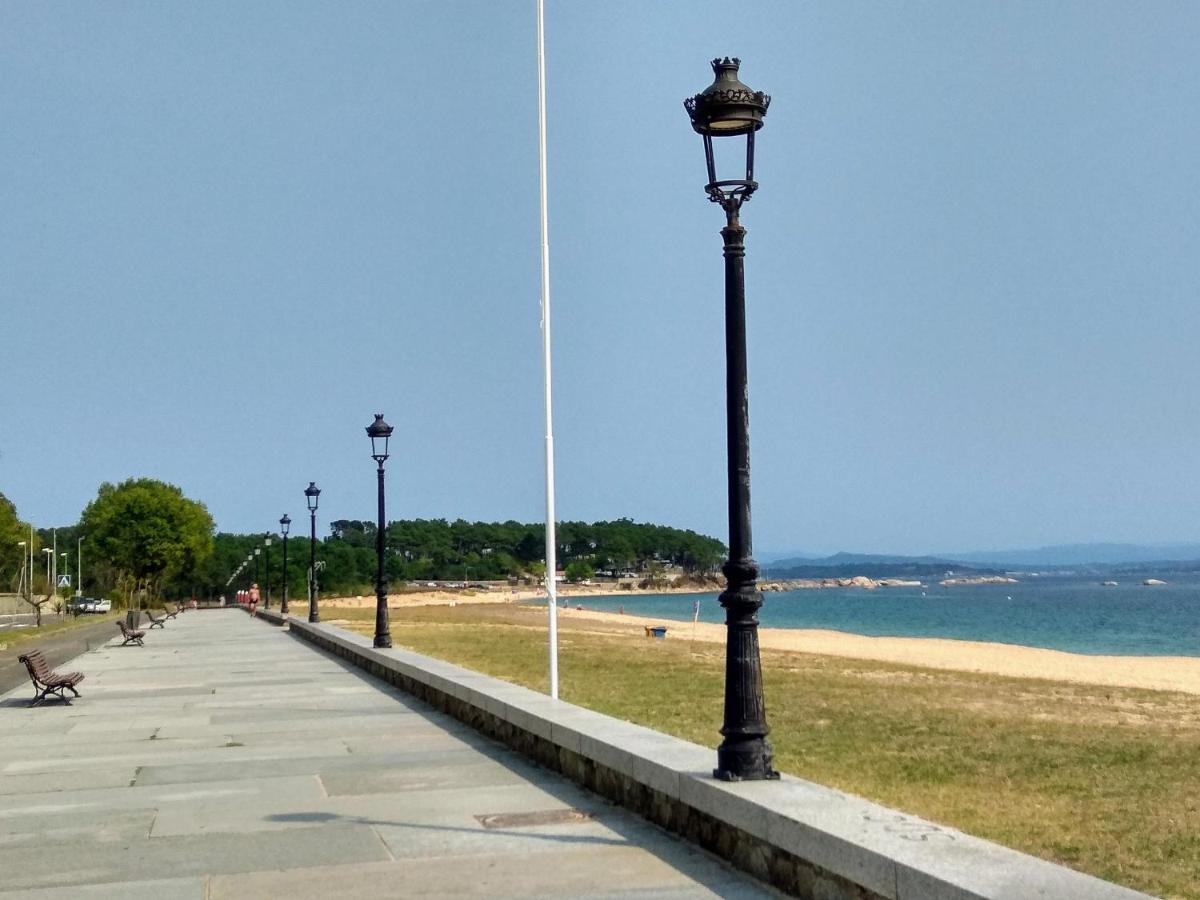 Rias Baixas En Ribeira Piso Centrico Con Parking Y Wifi Apartment Exterior photo